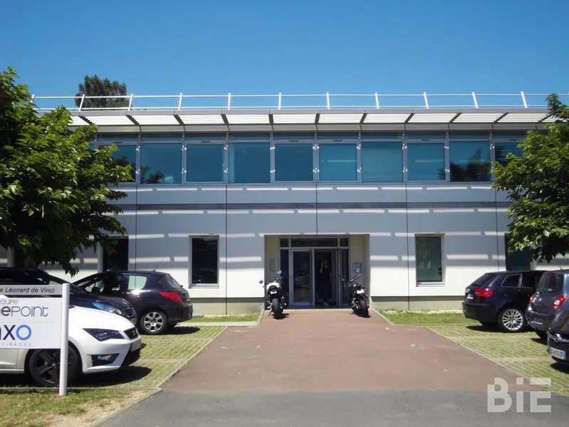 28 Avenue Léonard De Vinci, Pessac à louer Photo de l’immeuble– Image 1 sur 8