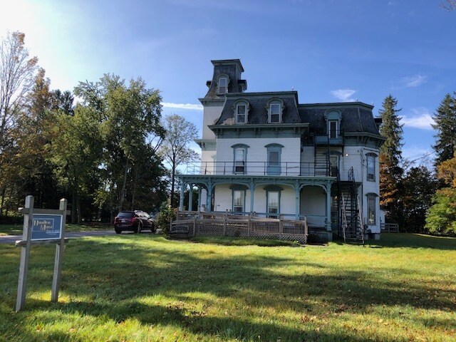 8196 Green Rd, Hubbardsville, NY à vendre Photo de l’immeuble– Image 1 sur 55