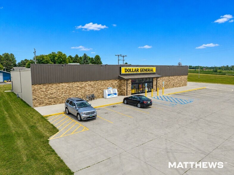 381 1st St S, New Rockford, ND à vendre - Photo de l’immeuble – Image 2 sur 4