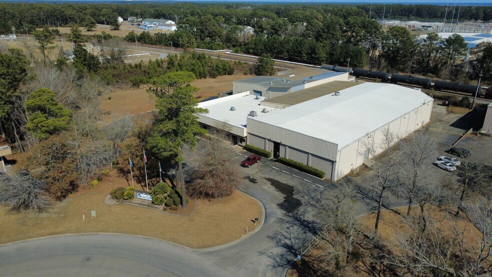 915 Commerce Cir, Hanahan, SC à vendre - Photo principale – Image 1 sur 17