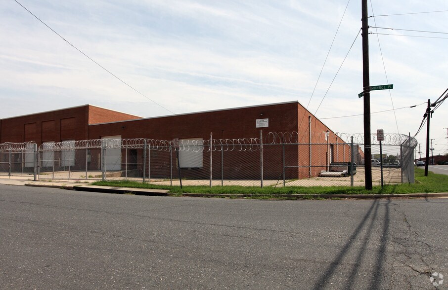 3511 52nd Ave, Hyattsville, MD à louer - Photo principale – Image 1 sur 5