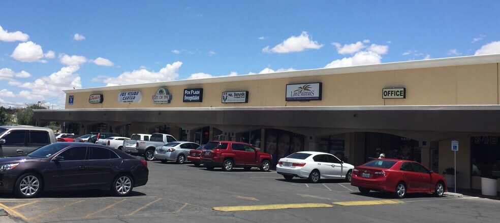 5511-5595 Alameda Ave, El Paso, TX à louer - Photo de l’immeuble – Image 2 sur 6