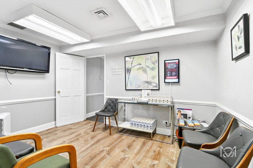 120 E 36th St, New York, NY à vendre - Photo intérieure – Image 2 sur 20