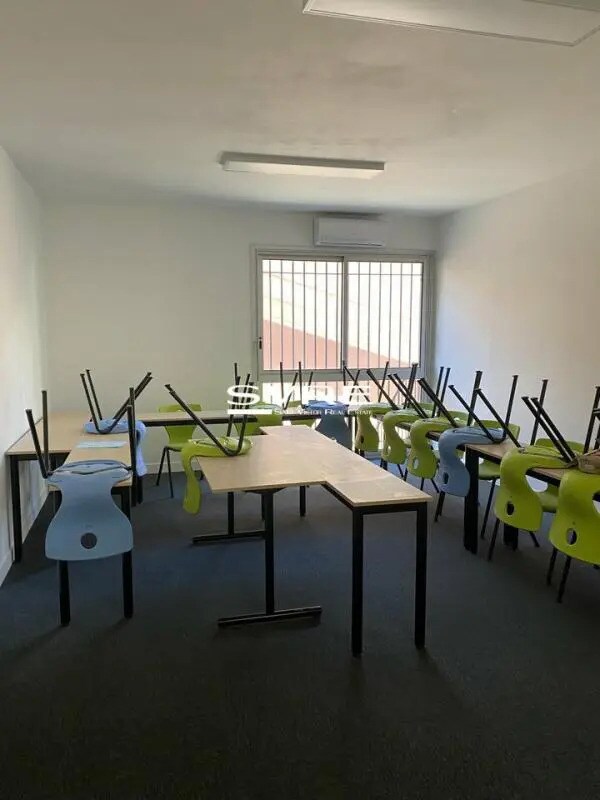 Bureau dans Marseille à louer Photo de l’immeuble– Image 1 sur 9