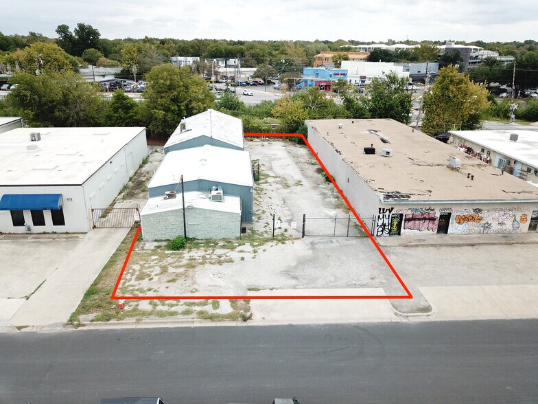 620 Canion St, Austin, TX à louer - Photo de l’immeuble – Image 2 sur 11