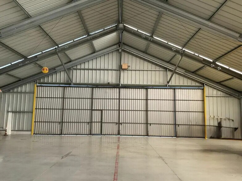 Industriel/Logistique dans La Ferté-Gaucher à vendre - Photo de l’immeuble – Image 2 sur 6