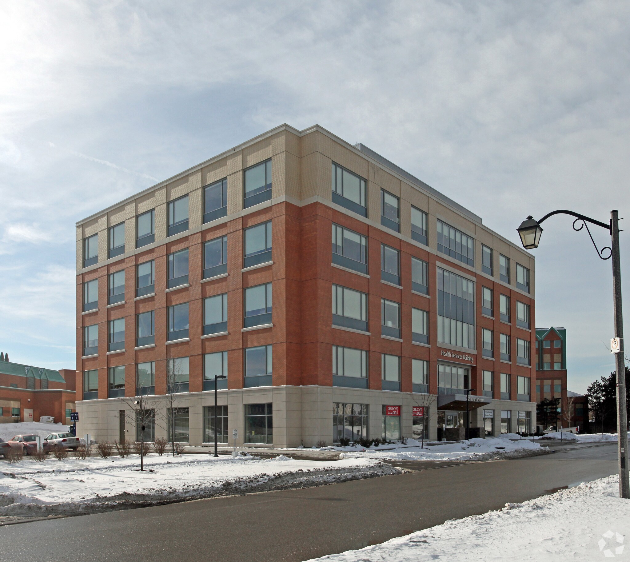 379 Church St, Markham, ON à louer Photo principale– Image 1 sur 4