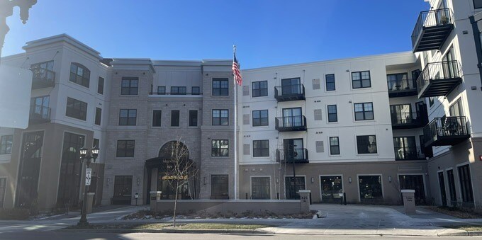 825 Mount Curve Blvd, Saint Paul, MN à louer - Photo de l’immeuble – Image 1 sur 2