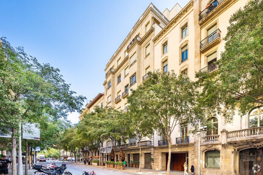 Local commercial dans Barcelone, Barcelona à louer - Photo principale – Image 1 sur 2
