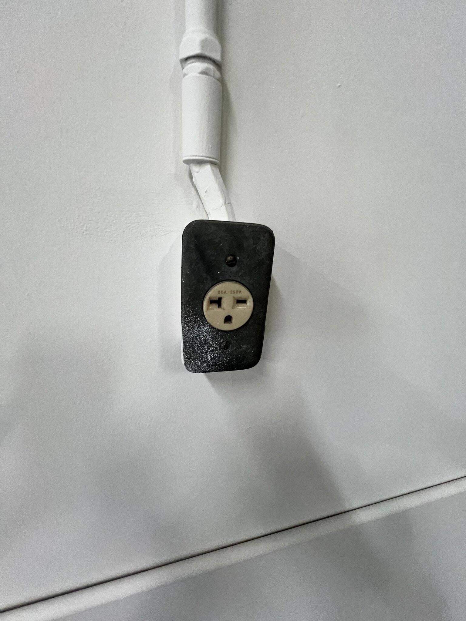 6023-6031 Reseda Blvd, Tarzana, CA à louer Photo intérieure– Image 1 sur 5