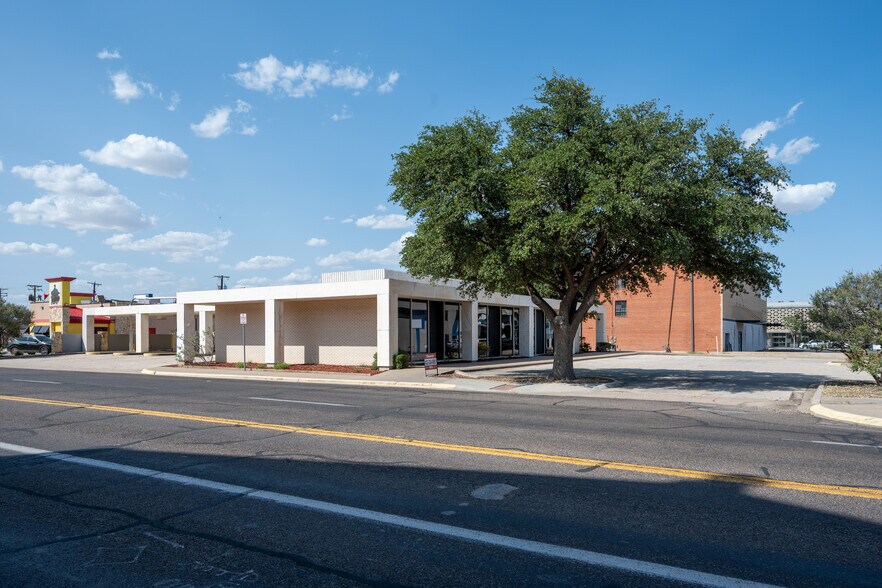 132 W 7th St, Odessa, TX à louer - Photo de l’immeuble – Image 2 sur 17
