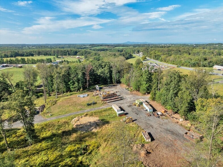 951 Ridge Rd, Mount Airy, MD à louer - Aérien – Image 2 sur 10