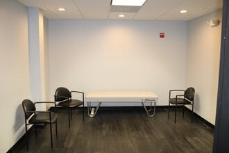 4161 NW 5th St, Plantation, FL à louer Photo intérieure– Image 2 sur 21