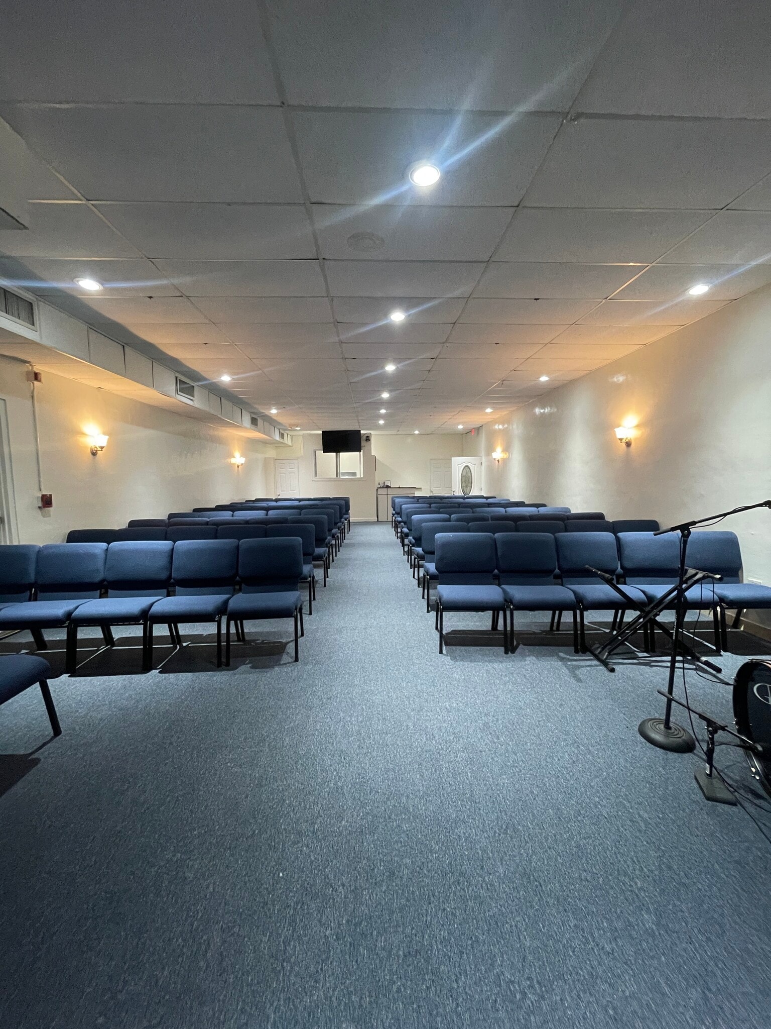 13020 NE 8th Ave, Miami, FL à louer Photo intérieure– Image 1 sur 7