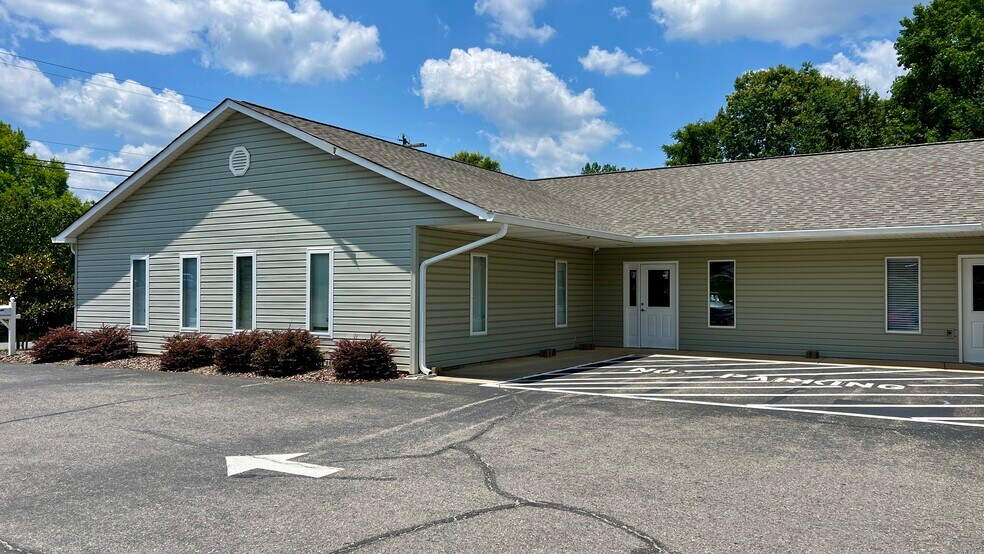 425 Cherryville Rd, Shelby, NC à louer - Photo de l’immeuble – Image 3 sur 12