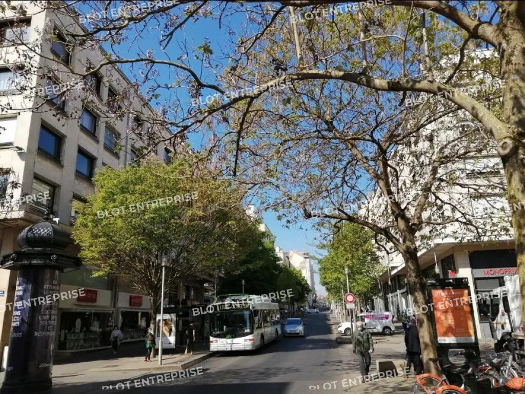  dans Nantes à vendre Photo de l’immeuble– Image 1 sur 1