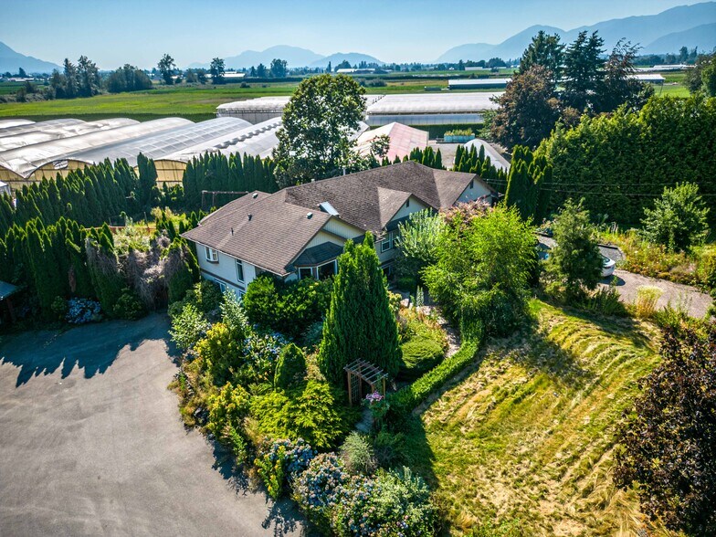50284 Yale, Chilliwack, BC à vendre - Photo de l’immeuble – Image 3 sur 12