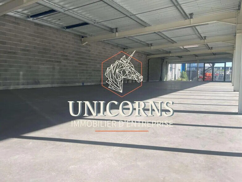 Local d’activités dans Colomiers à louer - Photo de l’immeuble – Image 1 sur 4