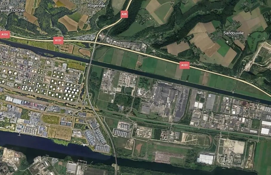 Industriel/Logistique dans Oudalle à louer - Photo de l’immeuble – Image 2 sur 4