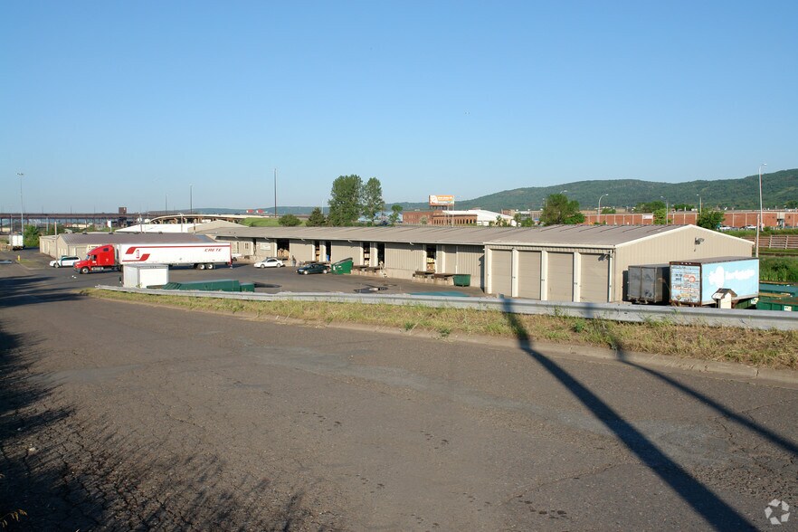 2701-2815 Courtland St, Duluth, MN à vendre - Photo de l’immeuble – Image 2 sur 10