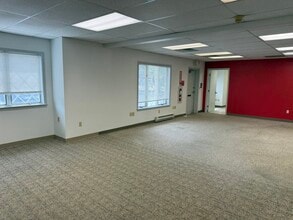 320 Abington Dr, Wyomissing, PA à louer Photo intérieure– Image 2 sur 8