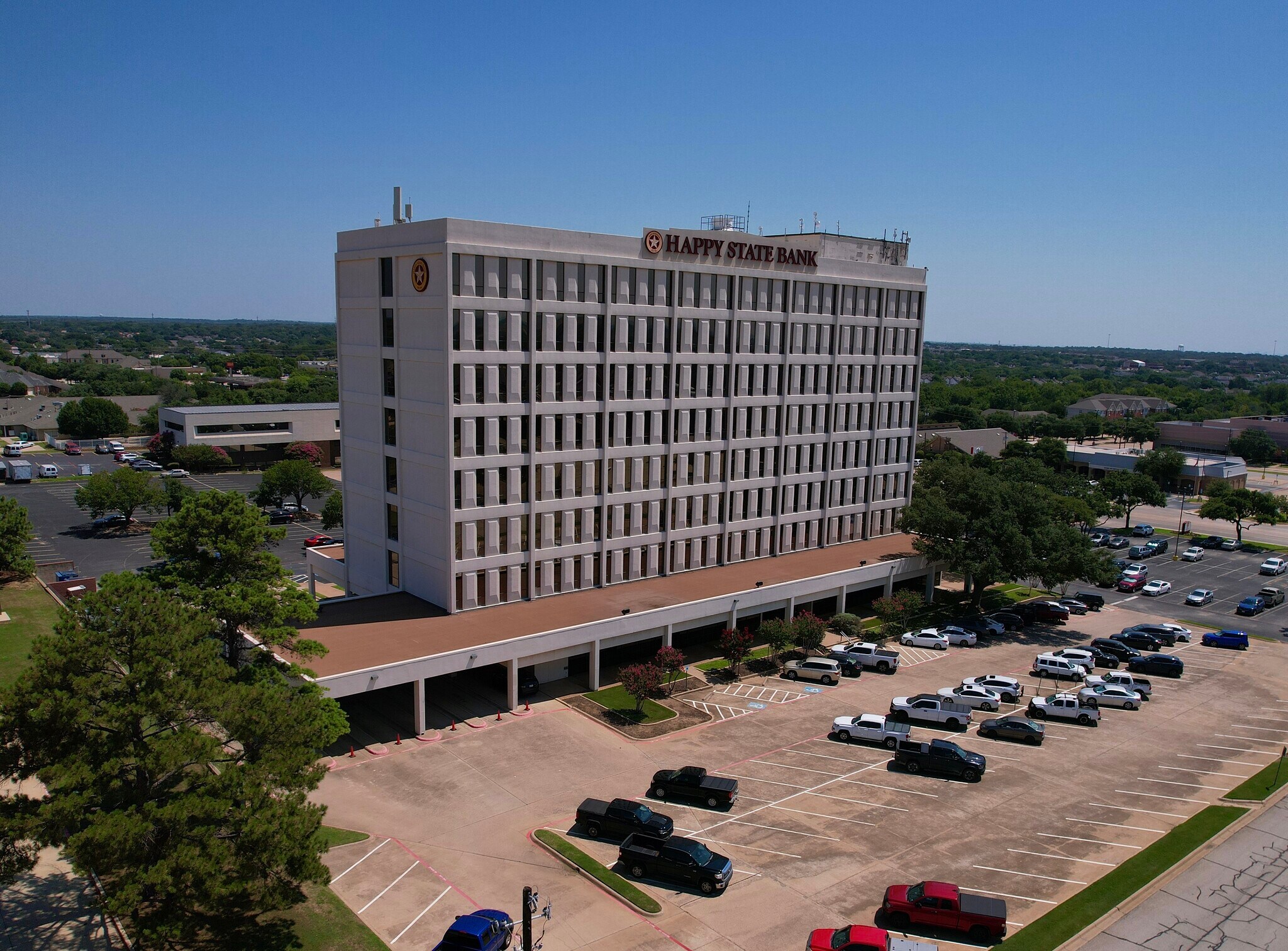 1901 Central Dr, Bedford, TX à louer Photo principale– Image 1 sur 13