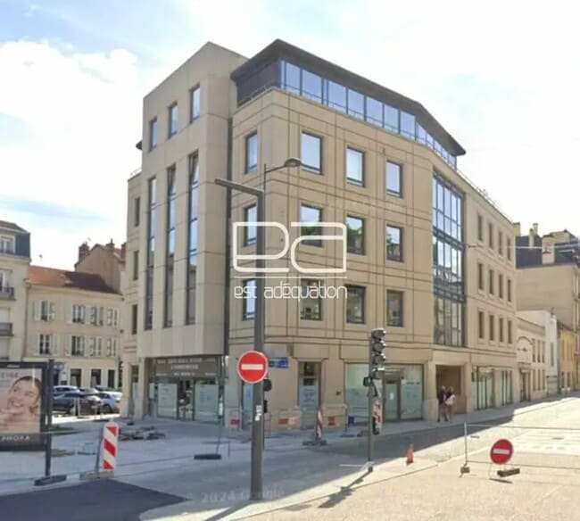 Plus de détails pour Bureau à louer
