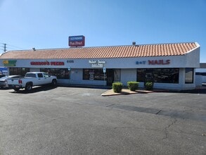 6105-6115 W Flamingo Rd, Las Vegas, NV à louer Photo de l’immeuble– Image 1 sur 4