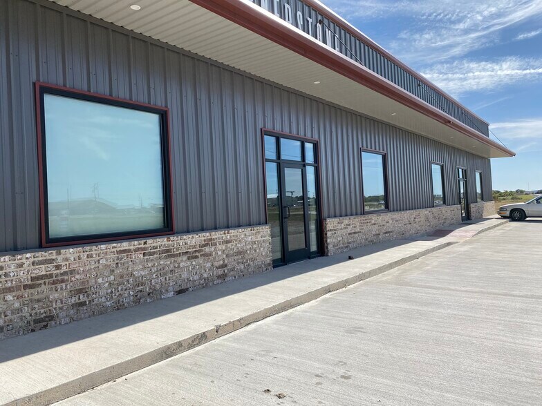 5496 N State Highway 6, Woodway, TX à louer - Photo de l’immeuble – Image 3 sur 3