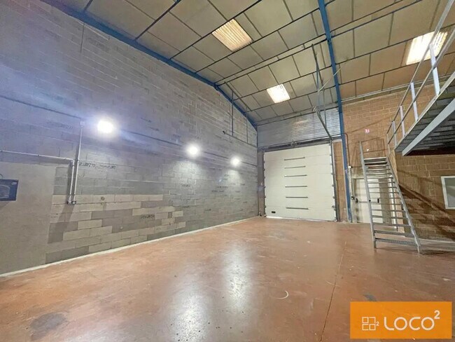 Plus de détails pour 31 Chemin De La Violette, L'Union - Local d'activités à louer