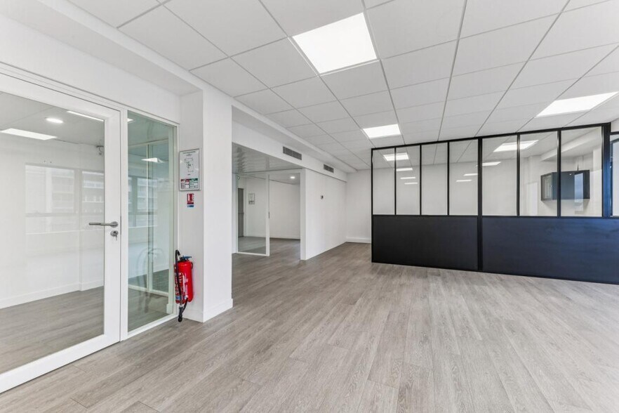 99 Avenue Aristide Briand, Montrouge à vendre - Photo de l’immeuble – Image 3 sur 8