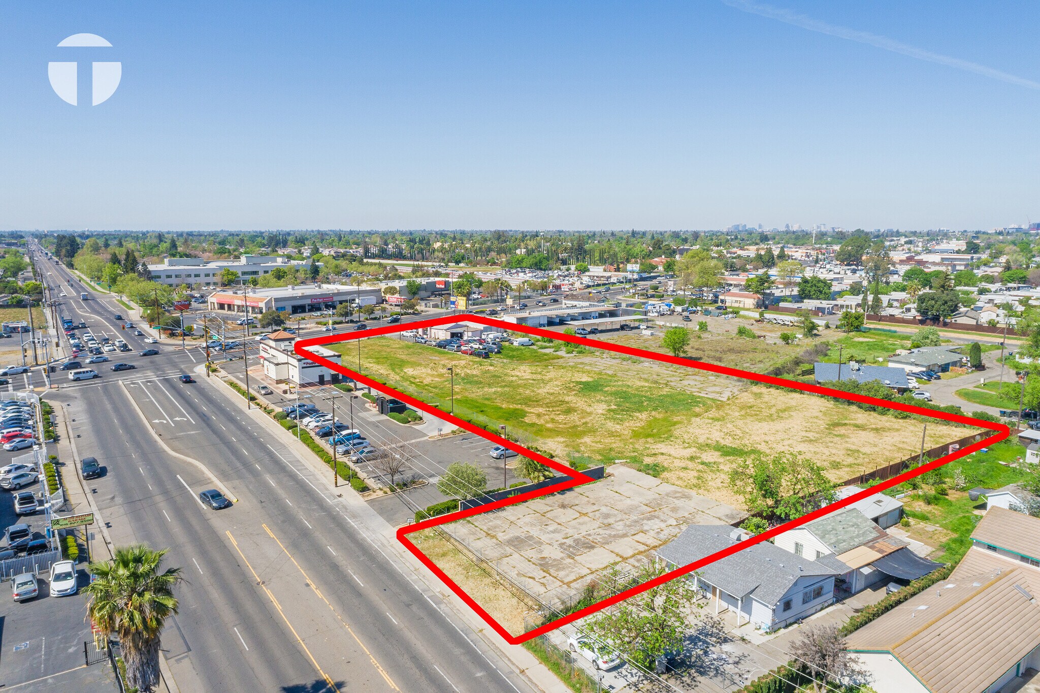 6341 Stockton Blvd, Sacramento, CA à vendre Photo principale– Image 1 sur 16