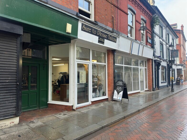 3A-4A Chester St, Wrexham à vendre - Photo de l’immeuble – Image 2 sur 9