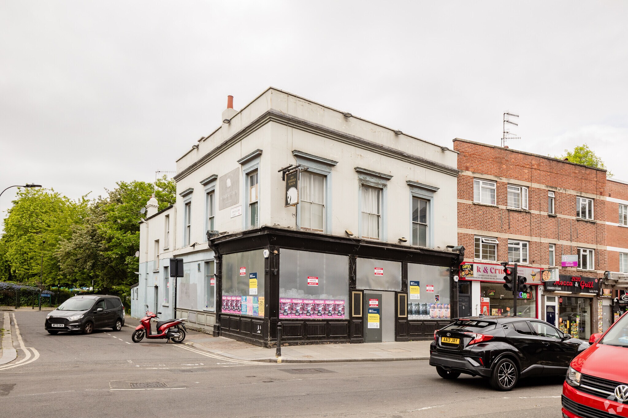 80 Fulham Palace Rd, Londres à louer Photo principale– Image 1 sur 10