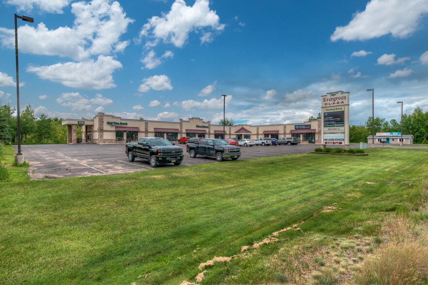 2547 State Road 35, Luck, WI à louer - Photo de l’immeuble – Image 2 sur 10