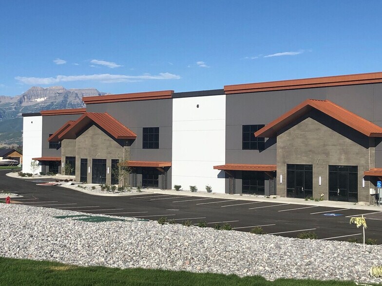 2210 W 3000 S, Heber City, UT à louer - Photo de l’immeuble – Image 3 sur 37