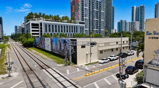 Plus de détails pour 127 NE 27th St, Miami, FL - Local d'activités à louer