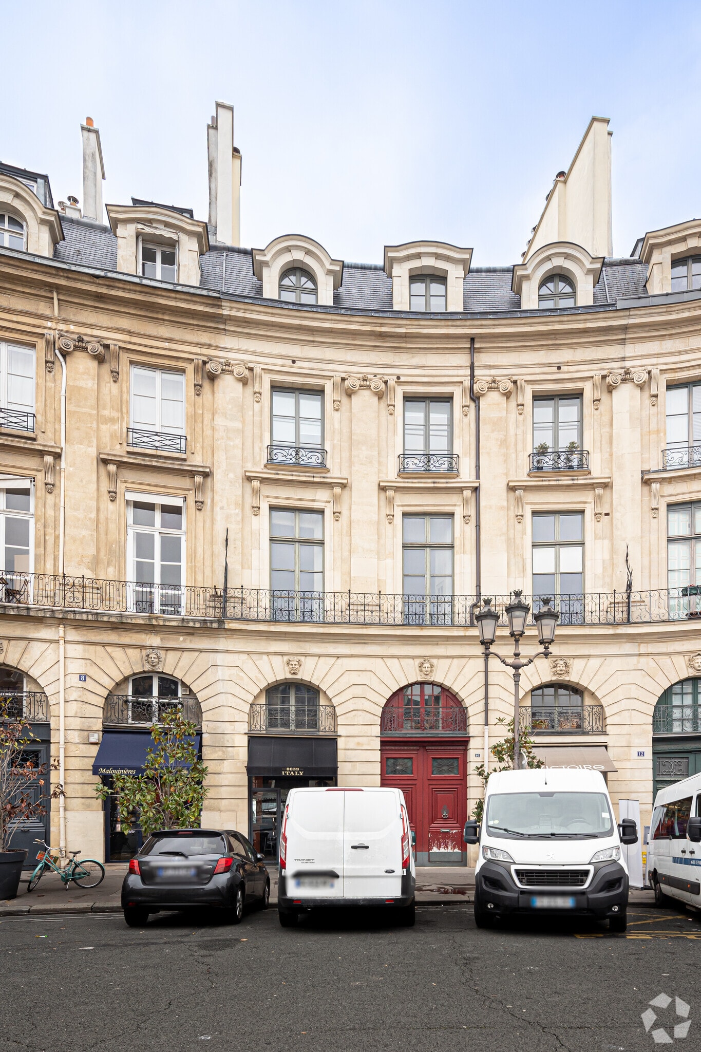 10 Place Des Victoires, Paris à louer Photo principale– Image 1 sur 8