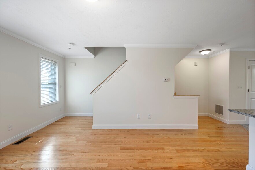 1148 Bedford St, Abington, MA à vendre - Photo de l’immeuble – Image 2 sur 14
