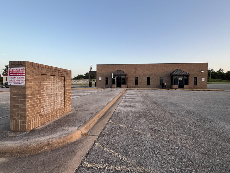 302 Priest Dr, Killeen, TX à vendre - Photo de l’immeuble – Image 3 sur 25