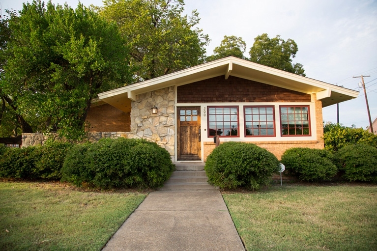 500 W Nash St, Terrell, TX à louer - Photo de l’immeuble – Image 1 sur 23