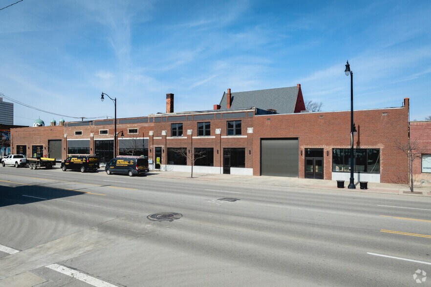 901-925 Summit St, Toledo, OH à louer - Photo de l’immeuble – Image 2 sur 9