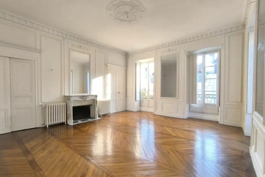 Bureau dans Paris à louer - Photo de l’immeuble – Image 3 sur 5