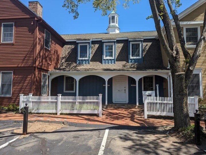 250 State St, North Haven, CT à louer - Photo de l’immeuble – Image 3 sur 11