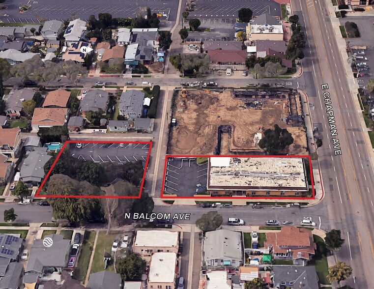 444 E Chapman Ave, Fullerton, CA à vendre - Photo de l’immeuble – Image 2 sur 21
