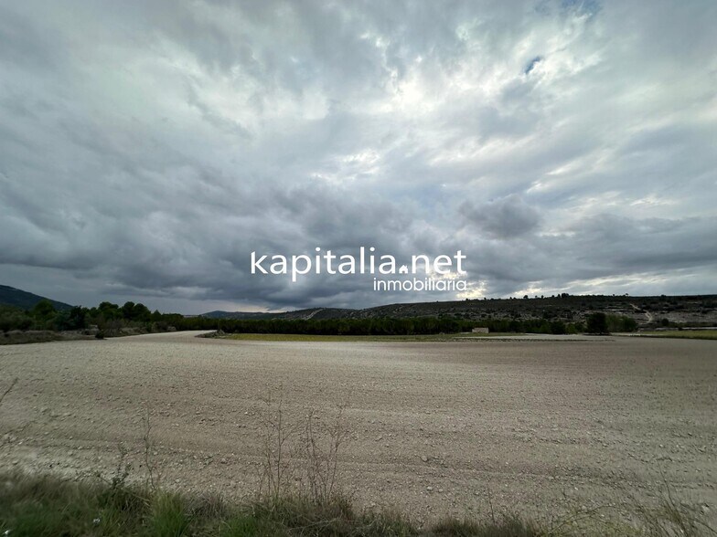 Terrain dans Alfafara, Alicante à vendre - Aérien – Image 1 sur 6