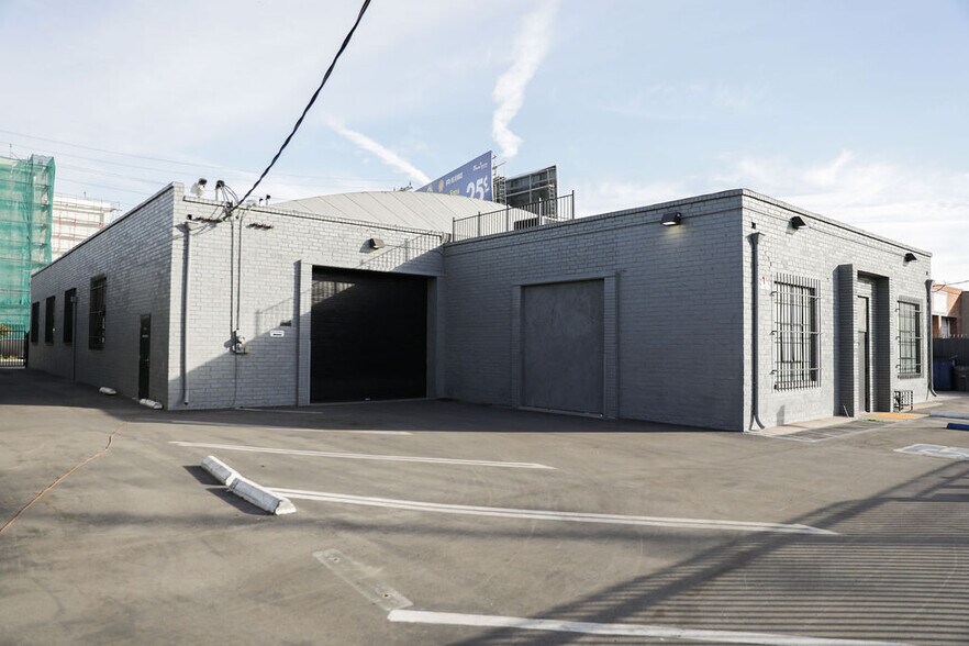 10301 S La Cienega Blvd, Los Angeles, CA à vendre - Photo de l’immeuble – Image 3 sur 10