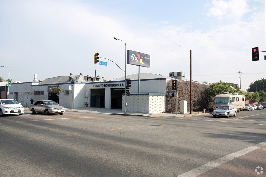 1403 W Pico Blvd, Los Angeles, CA à vendre - Photo de l’immeuble – Image 3 sur 5