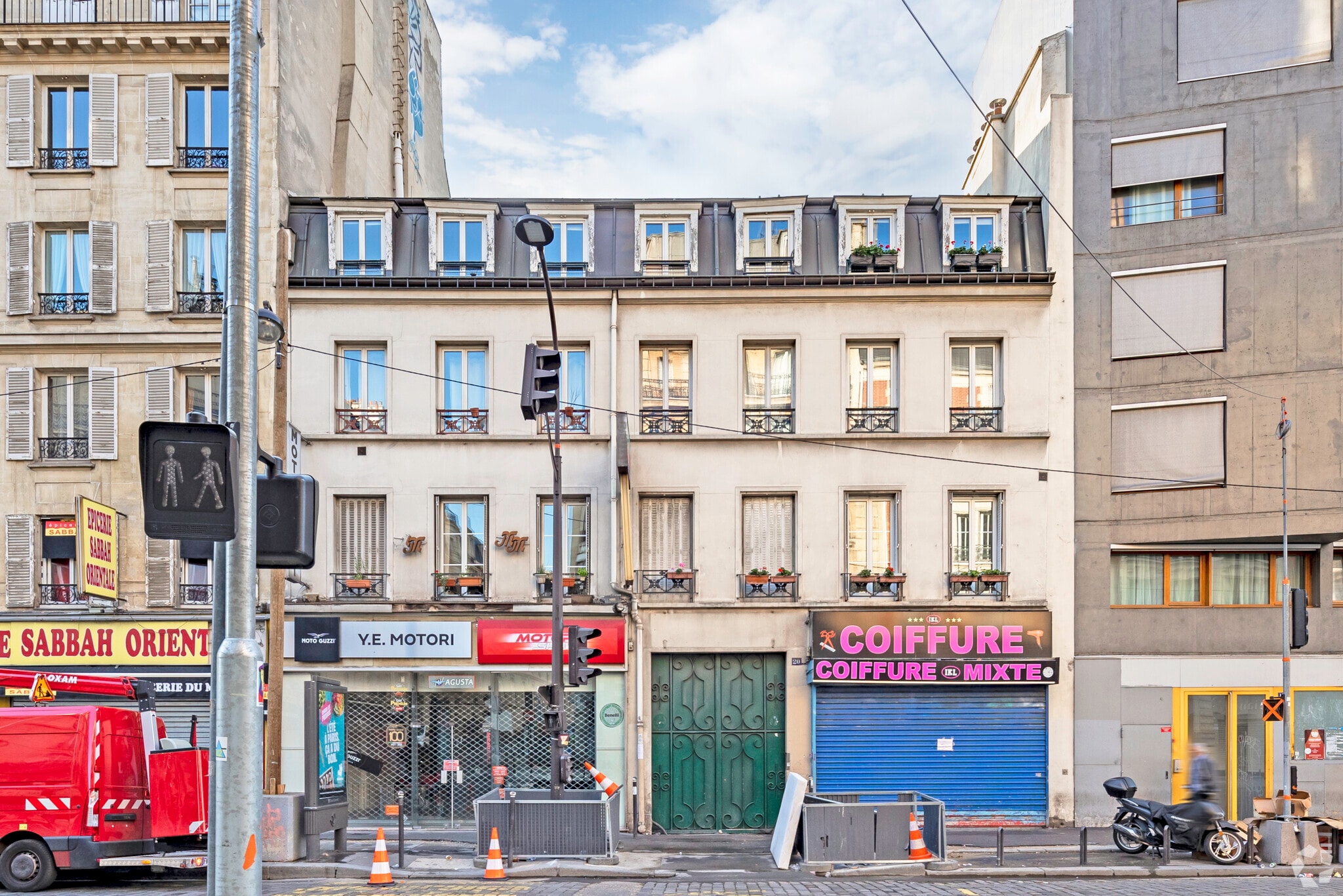 20 Rue Marx Dormoy, Paris à vendre Photo principale– Image 1 sur 3