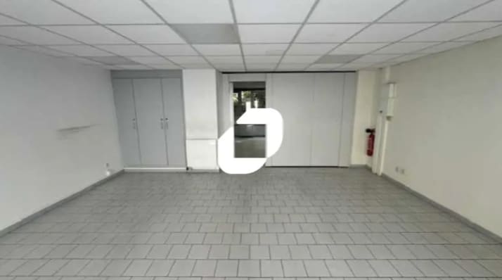 Bureaux/Local commercial dans Paris à louer Photo intérieure– Image 1 sur 7